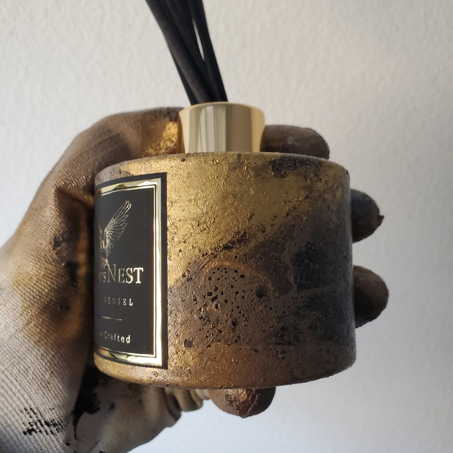 The Parrot's Nest Artisan Reed Diffuser Set | Unique Design #RG0003 | Choose Fragrance