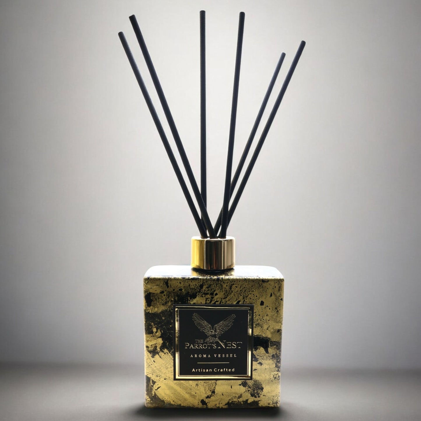 The Parrot's Nest Artisan Reed Diffuser Set | Unique Design #BG003 | Choose Fragrance