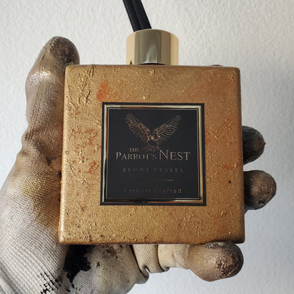 The Parrot's Nest Artisan Reed Diffuser Set | Unique Design #SG0017 | Choose Fragrance