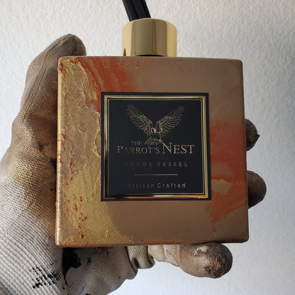 The Parrot's Nest Artisan Reed Diffuser Set | Unique Design #SG0018 | Choose Fragrance