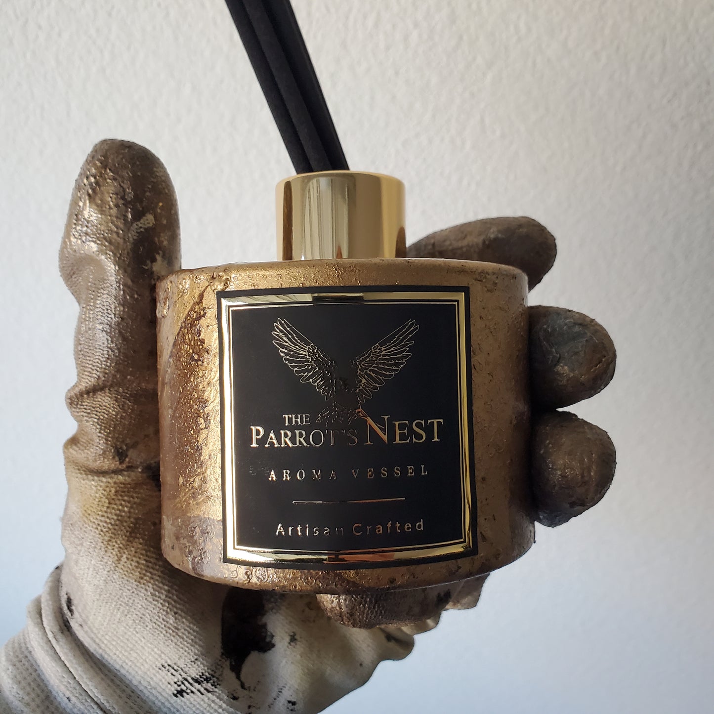 The Parrot's Nest Artisan Reed Diffuser Set | Unique Design #RG0001 | Choose Fragrance