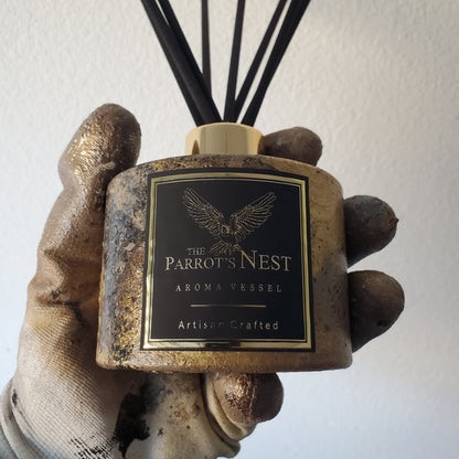 The Parrot's Nest Artisan Reed Diffuser Set | Unique Design #RG0003 | Choose Fragrance